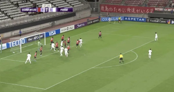 亚精英半场鹿岛鹿角暂0比0浦项铁人双方7射仅1正